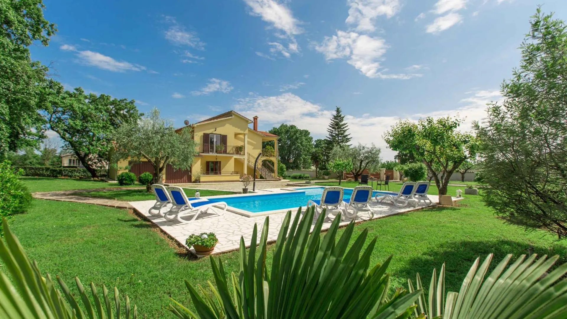 Apartments In Sveti Lovrec - Istrien 47117 Kirmenjak Kroatien